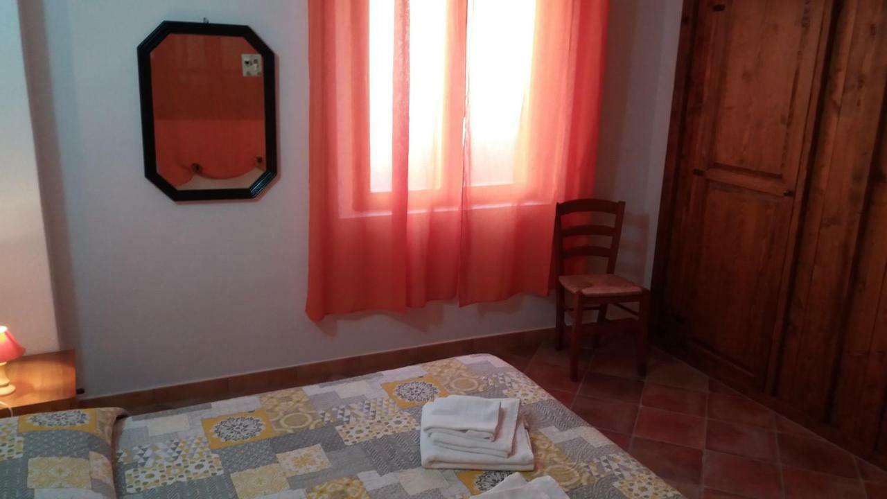 Casa Lucia Campagna Relax Guest House Dorgali Exterior photo