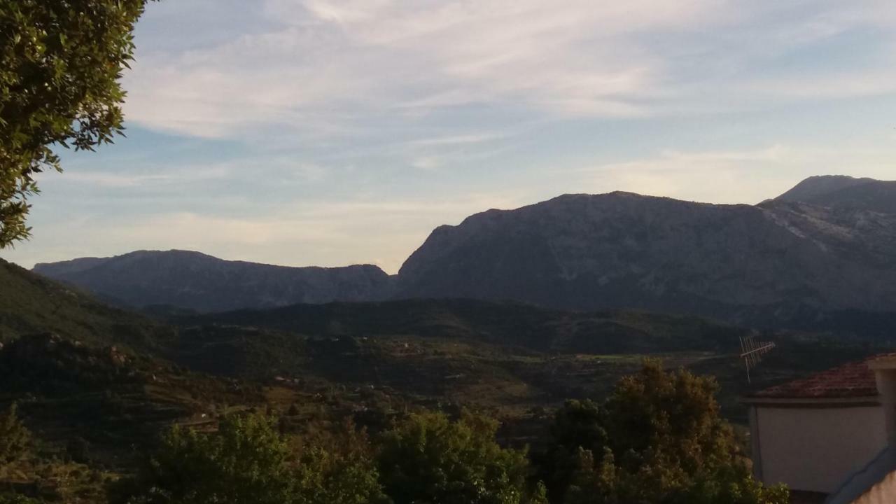 Casa Lucia Campagna Relax Guest House Dorgali Exterior photo